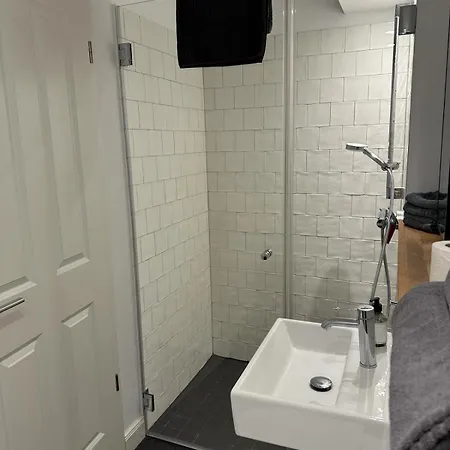 Apartment Ruhig Gelegen Und Nah An Koeln Niederdorla