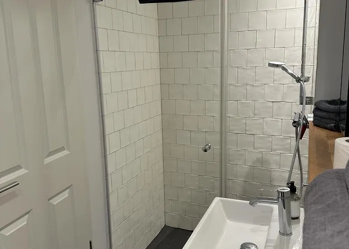 Appartement Ruhig Gelegen Und Nah An Koeln Niederdorla